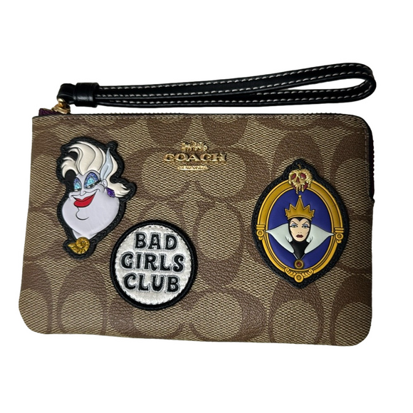 Coach Disney Villains Bad Girls Club Wristlet NWT - Picture 1 of 10